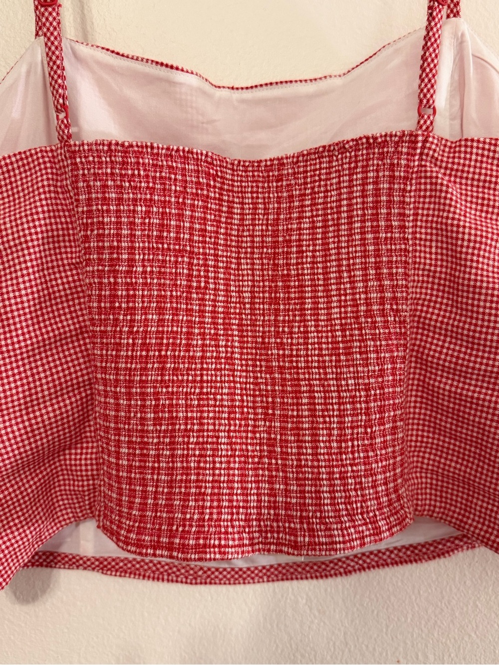 Everlane The Seamed Top in Stretch Linen Red Gingham Smocked Back NWT Size M - Picture 10 of 16
